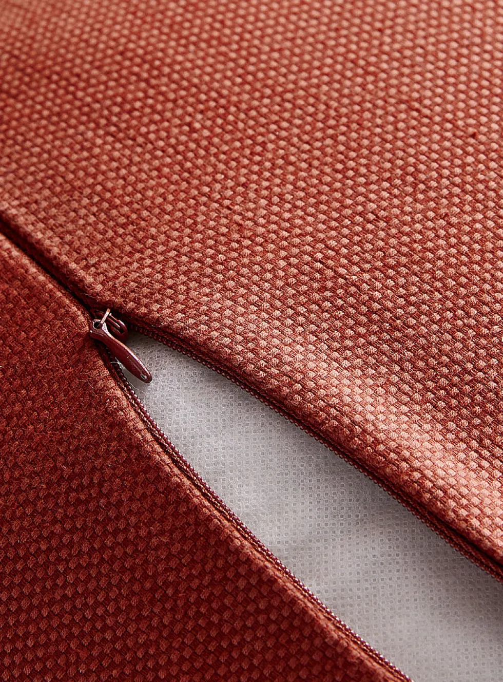 Basket weave knit removable-cover cushion