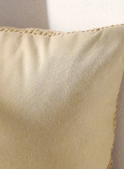 Basket weave outdoor cushion