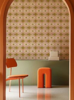 Begonia wallpaper strip