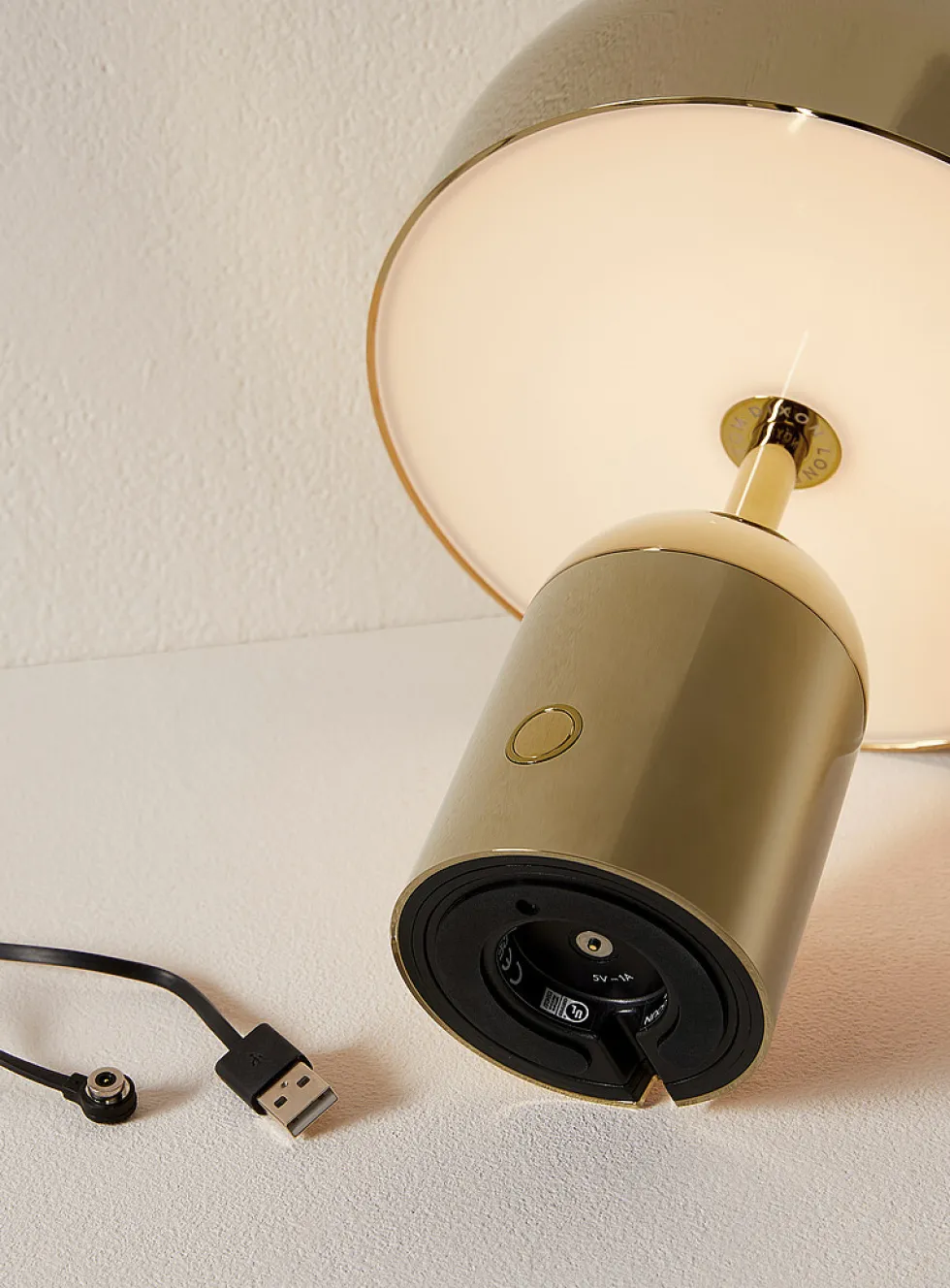 Bell Portable gold LED lamp