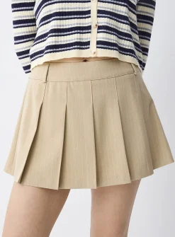 Belt loops pleated dress skirt