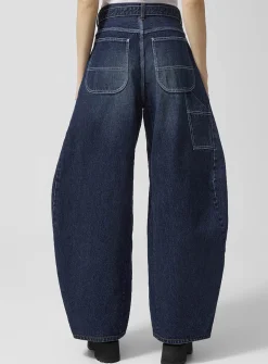 Belted curved wide-leg jean