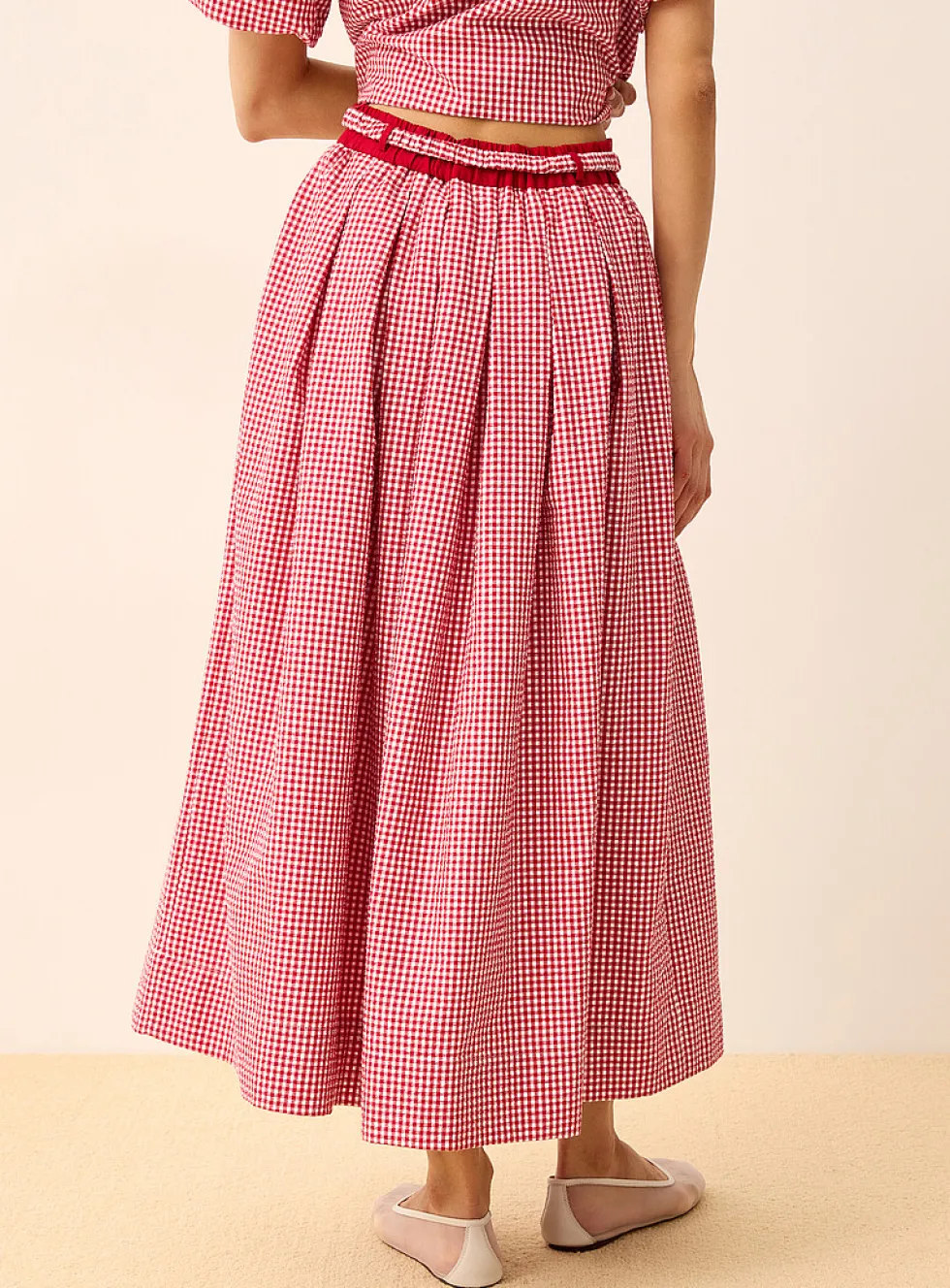 Belted flared gingham seersucker skirt