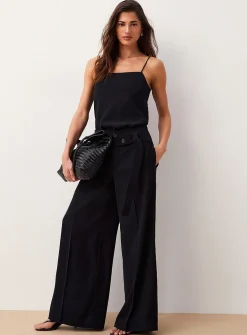 Belted flowy wide-leg pant