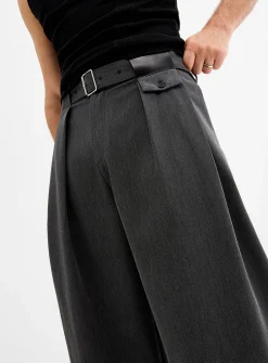 Belted pleated pant