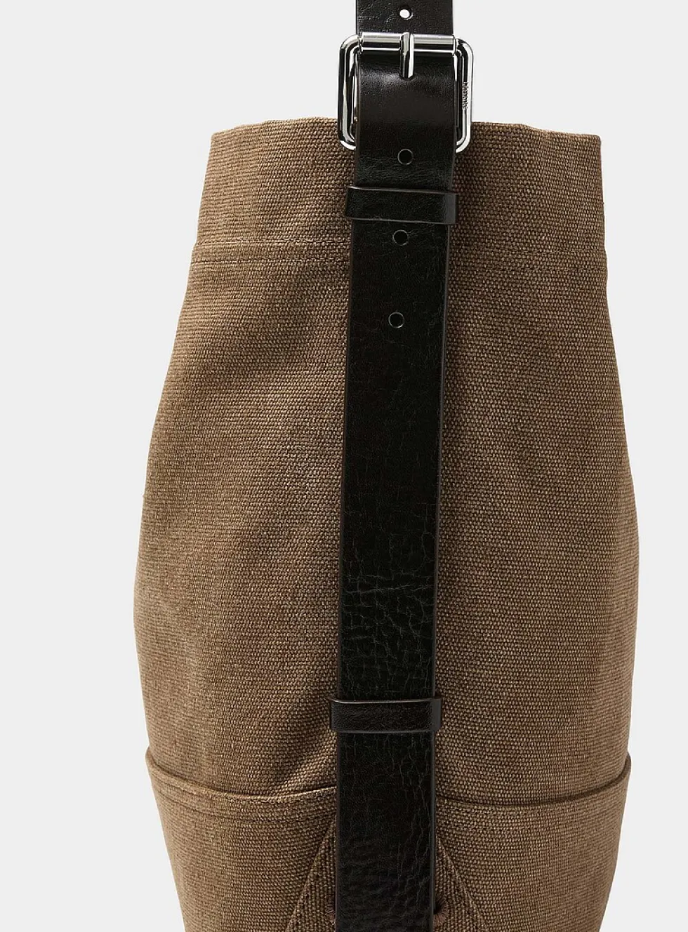 Belt-like handle tote