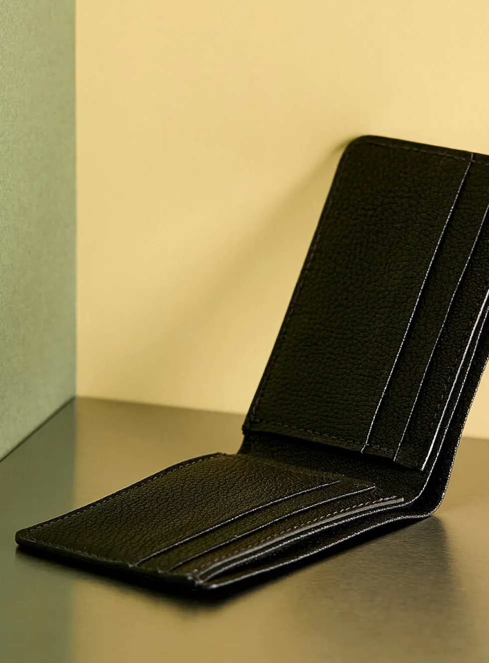 Bifold leather wallet