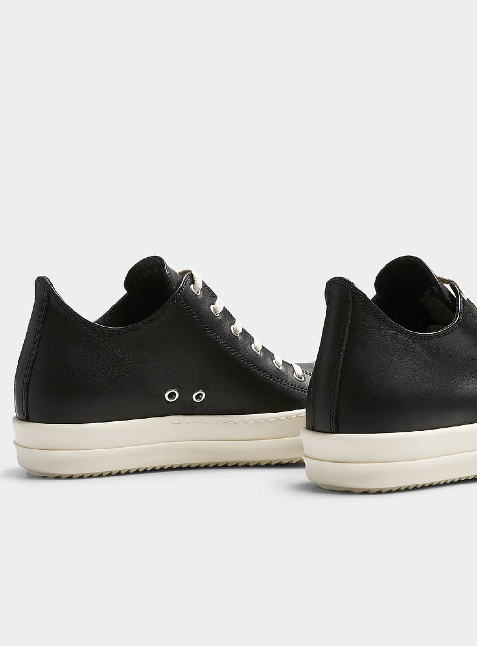 Black and white leather low-top sneaker