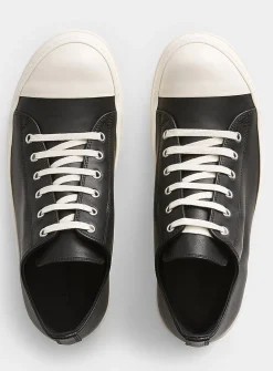 Black and white leather low-top sneaker