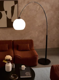 Black arched floor lamp