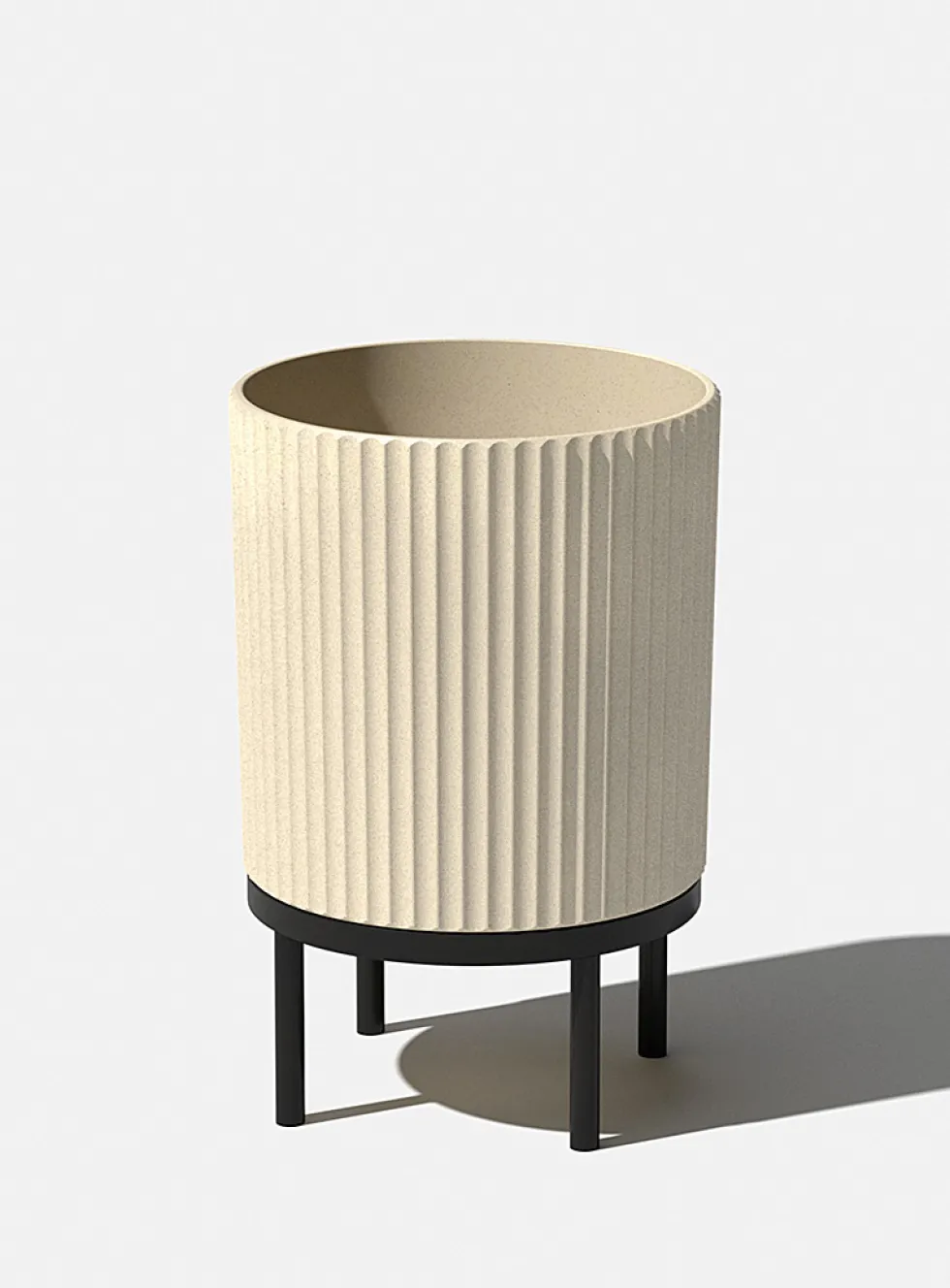 Black base grooved planter
