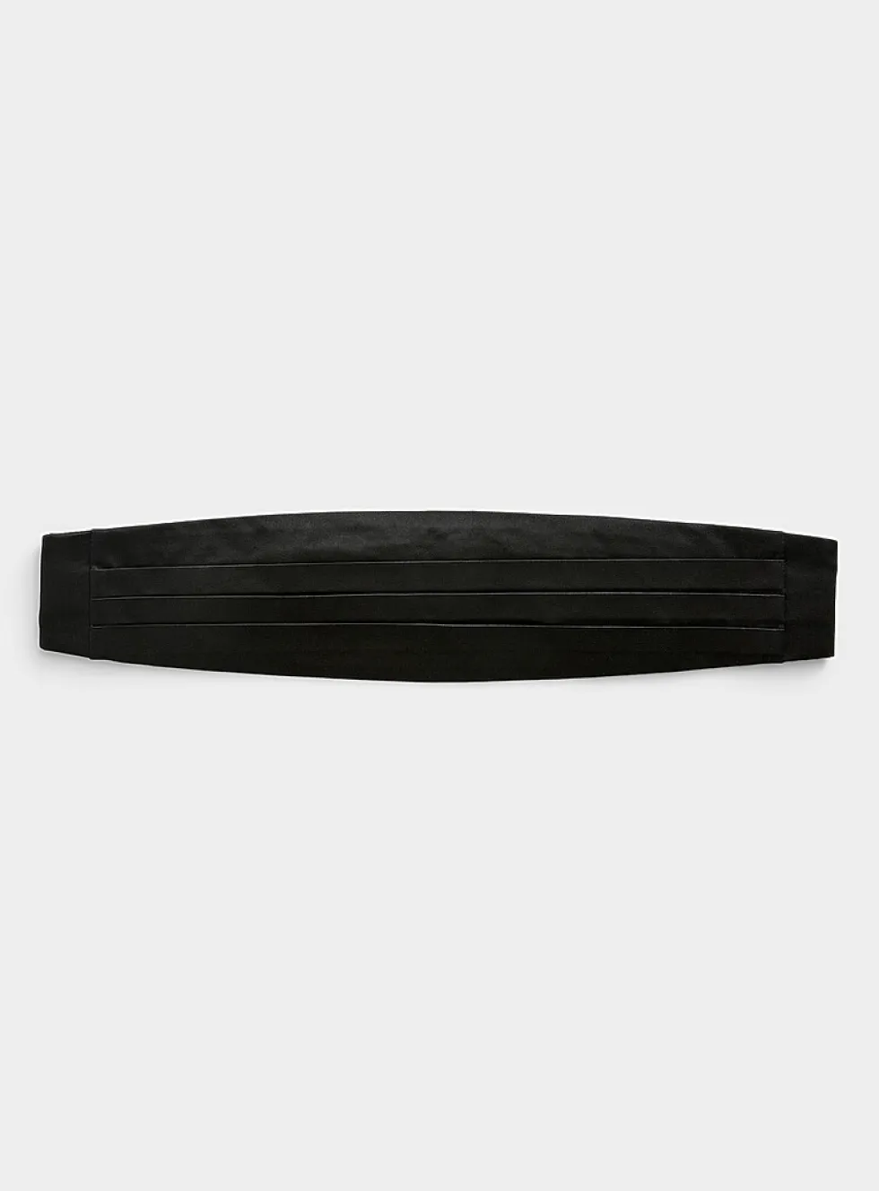 Black cummerbund