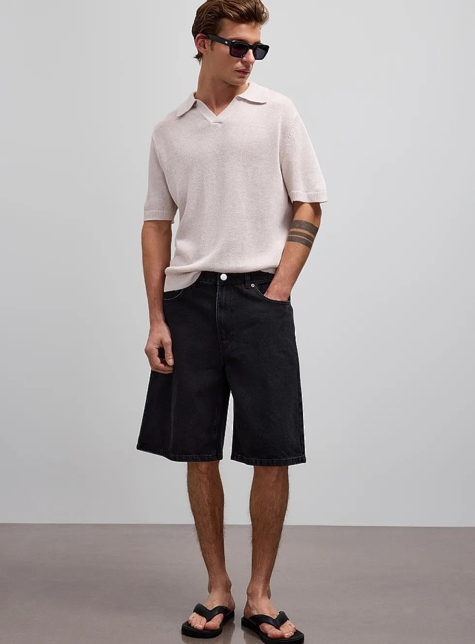 Black denim jort