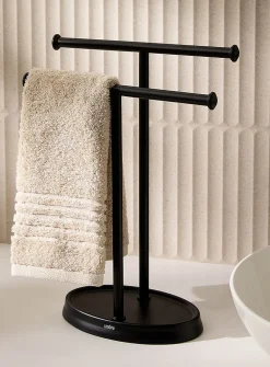 Black double towel rack
