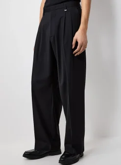 Black double-pleated pant