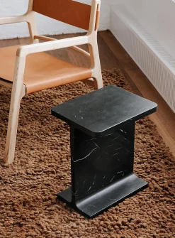 Black marble Tullia accent table