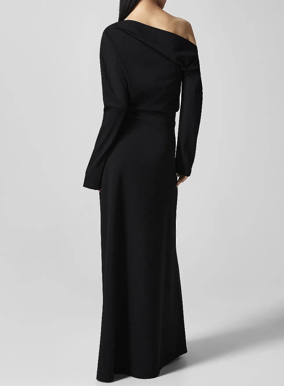 Black one-shoulder dress