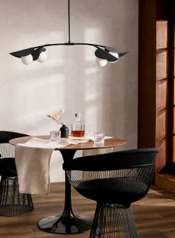 Black petals hanging lamp
