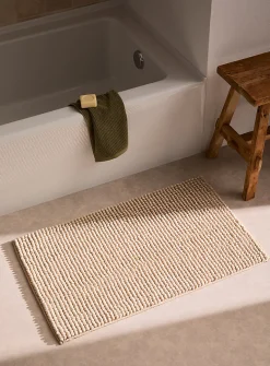 Bleached chenille bath mat