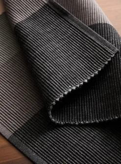 Block-stripe placemat
