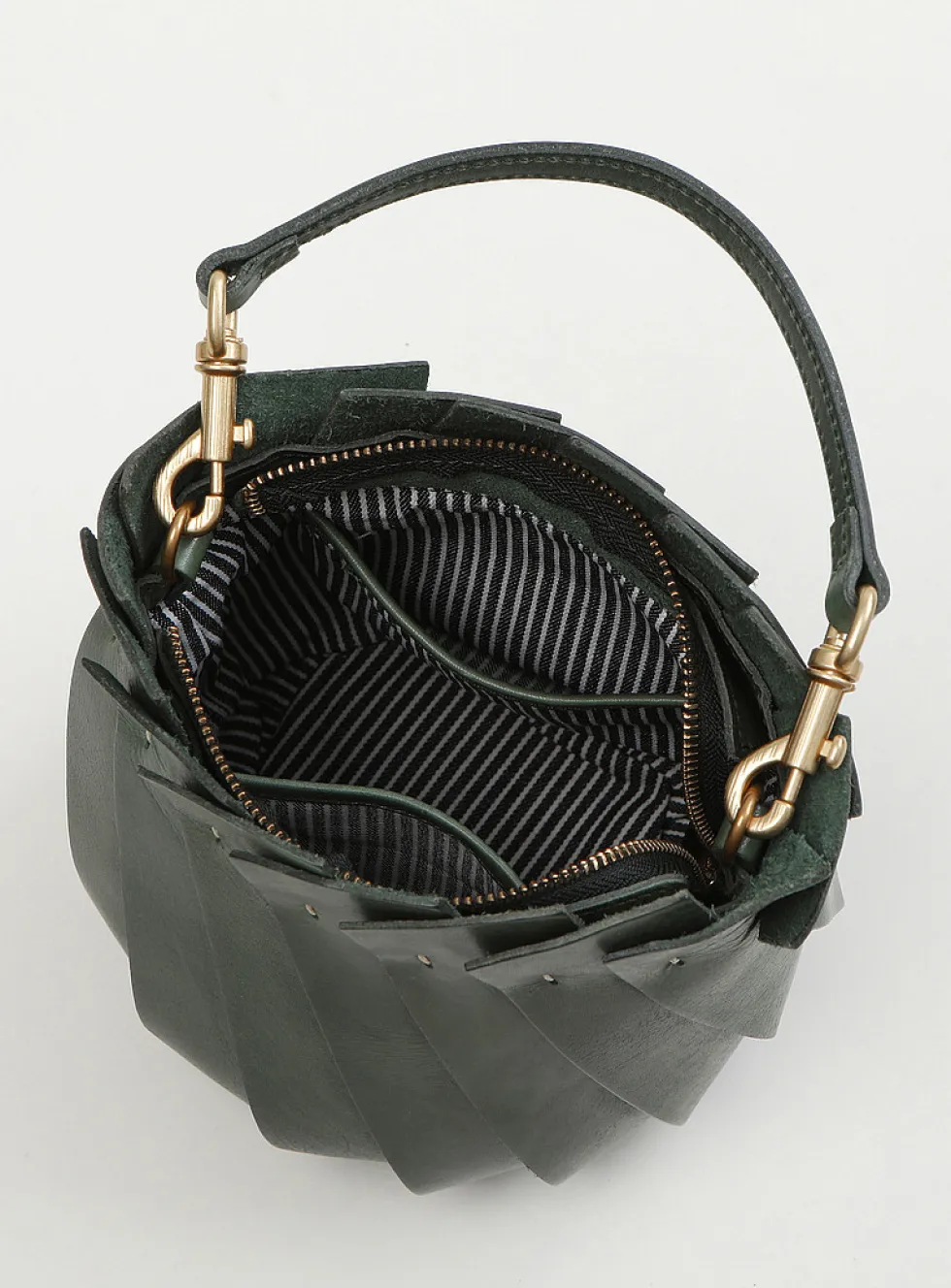 Bloom bucket bag