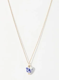 Blue flower heart chain