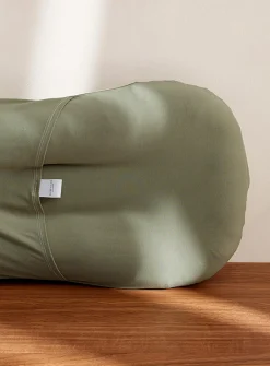Body cushion cover