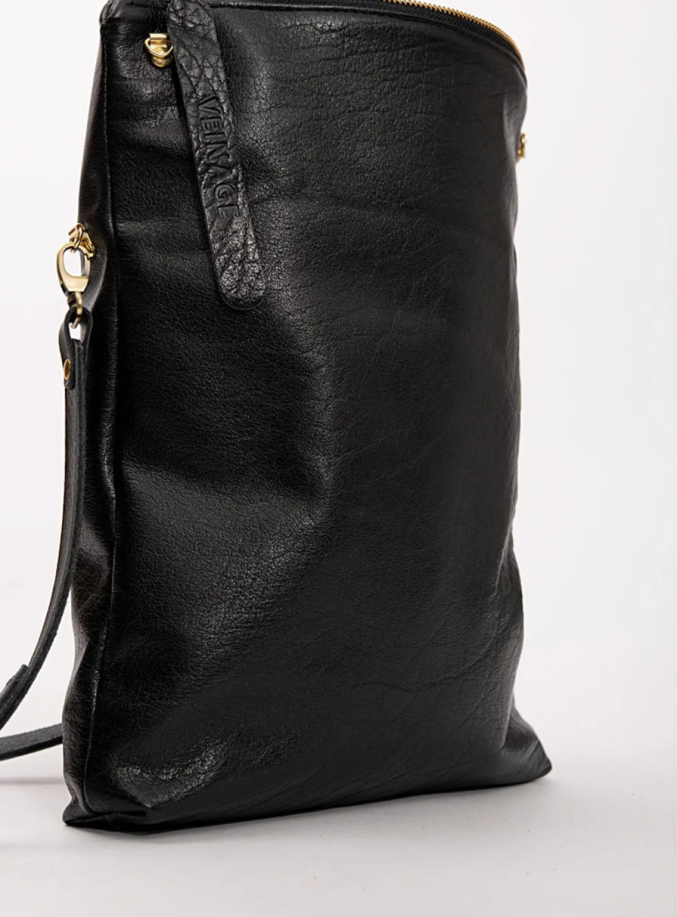 Bordeaux crossbody handbag