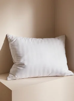 Boreal pillow