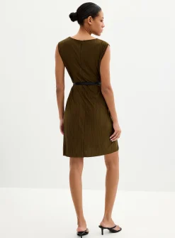 Braided belt flowy pleated dress