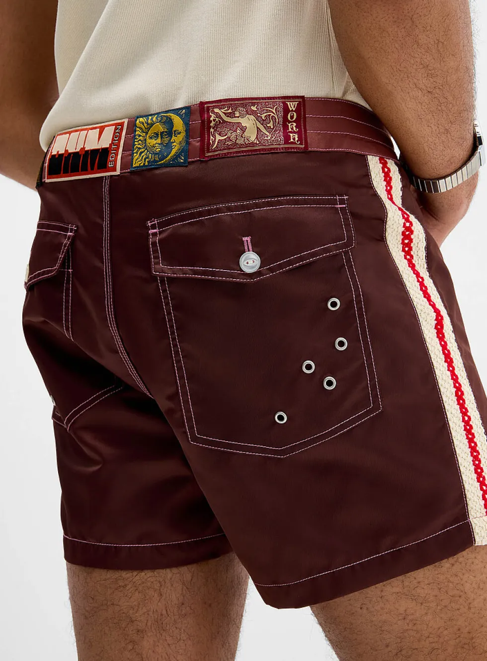 Braided side-band satiny boardshort