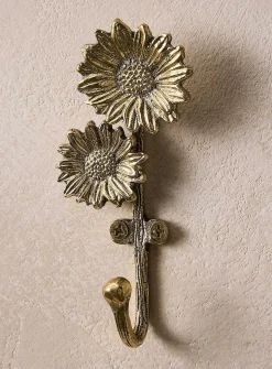 Breezy Daisy wall hook