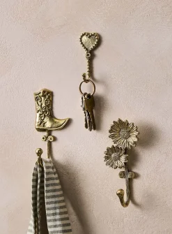 Breezy Daisy wall hook