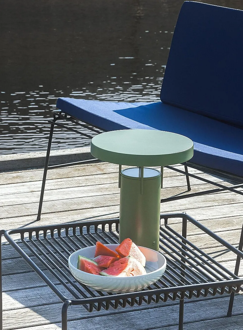 BringMe portable table lamp