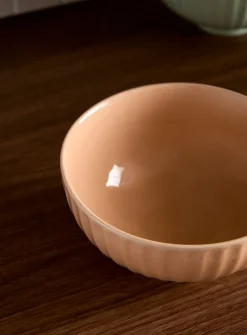 Broad grooves small bowl