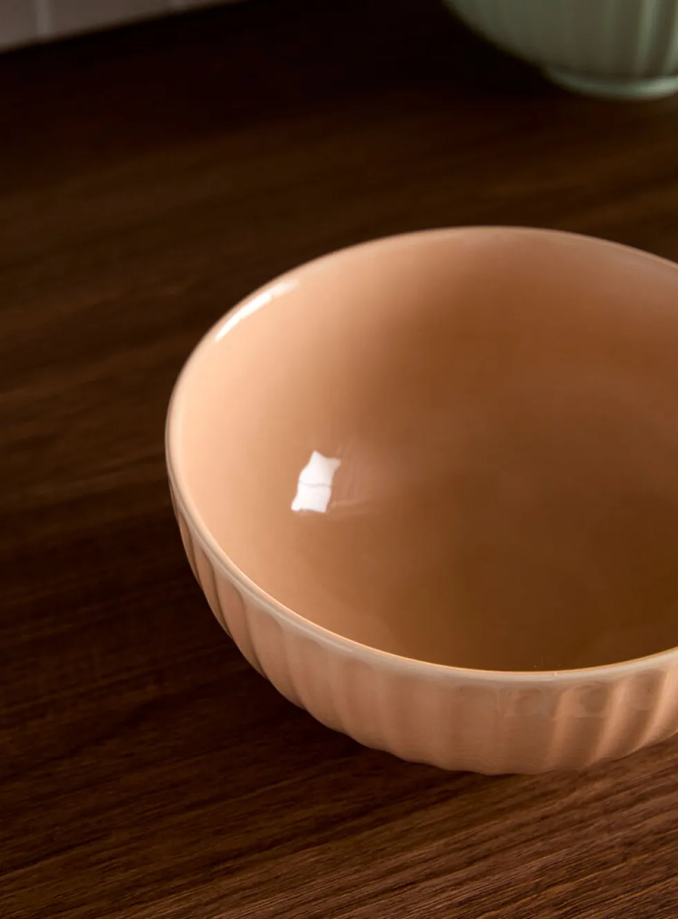 Broad grooves small bowl