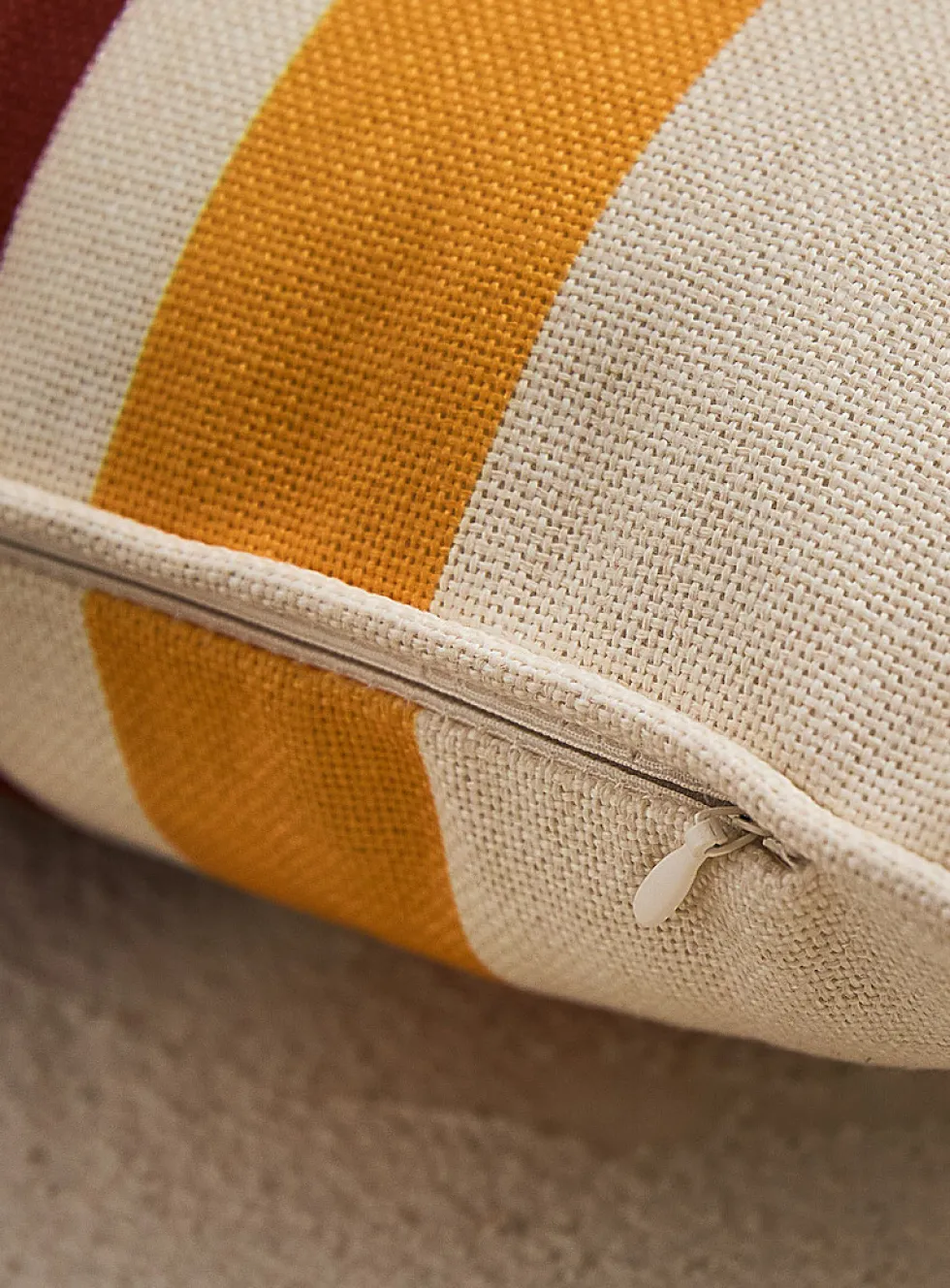 Broad stripes removable-cover outdoor cushion