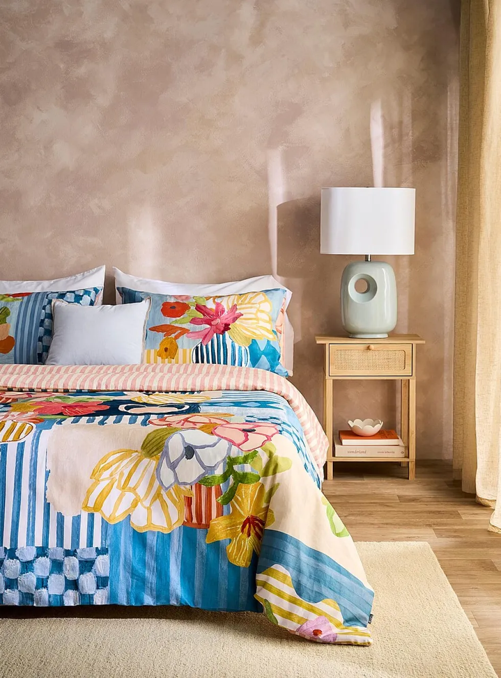 Brooklyn colourful blooms duvet cover set