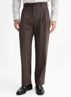 Brown pleated pant