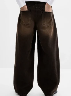 Brown-wash loose jean