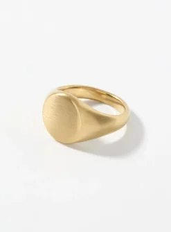 Brushed signet ring