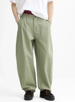 Brushed twill pleated chinos