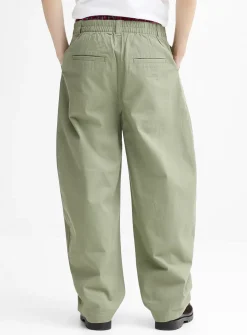 Brushed twill pleated chinos