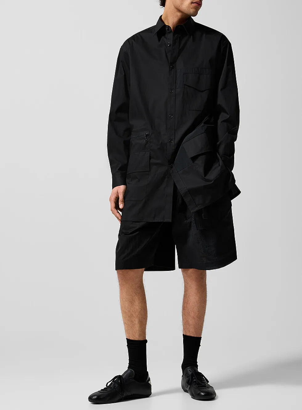 Built-in belt fishnet leg Bermuda short