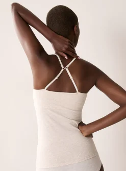 Bust-lining scoop-neck cami