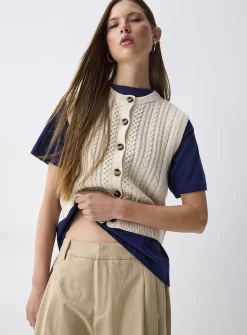 Buttoned cable-knit sweater vest