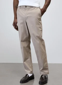 Buttoned elastic-waist chinos