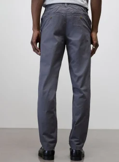 Buttoned elastic-waist chinos