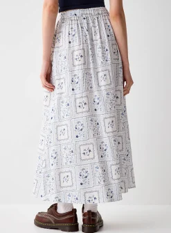 Buttoned maxi skirt