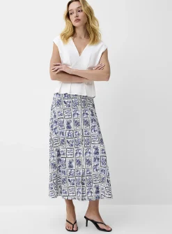 Buttoned midi skirt